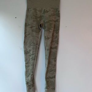 Camo Scrunch Bum Leggings